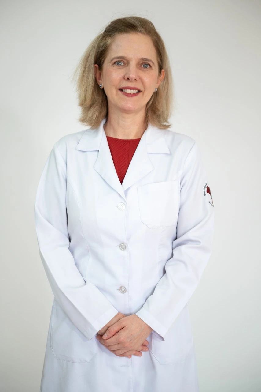 Dra. Renata da Silva Moutinho